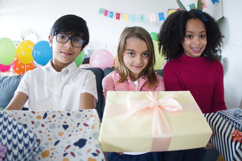 10 Best Party Return Gifts for Kids to Buy